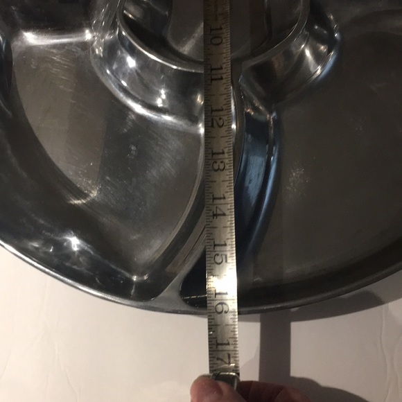 CALPHALON Reflections Metal Serveware Veggie Tray - Picture 6 of 7